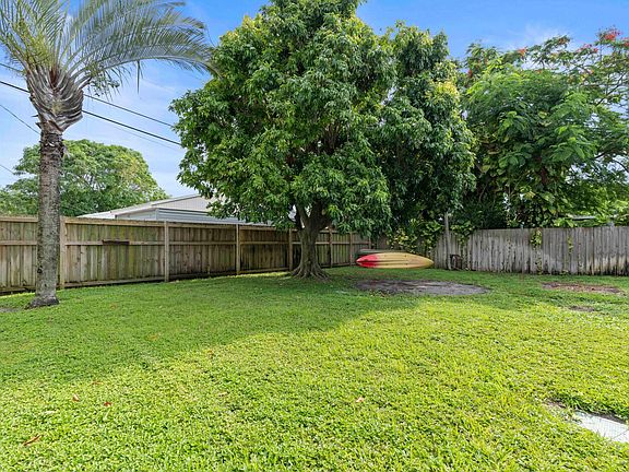 3rd image of 735 Hansen Street