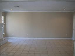 5th image of 606 Lornmead Dr