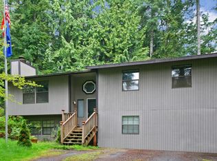2049 Ptarmigan Ln NW, Poulsbo, WA 98370