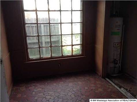 4th image of 4336 Deerland St