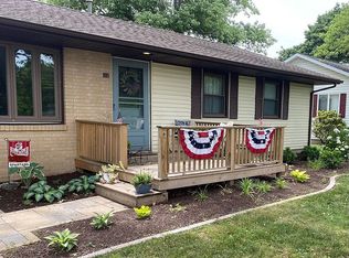 805 E Douglas St, Saint Joseph, IL 61873