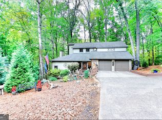 3865 Mabry Rd NE, Roswell, GA 30075