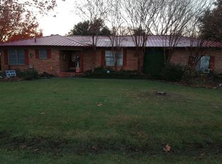 215 N Coleman St, Mabank, TX 75147