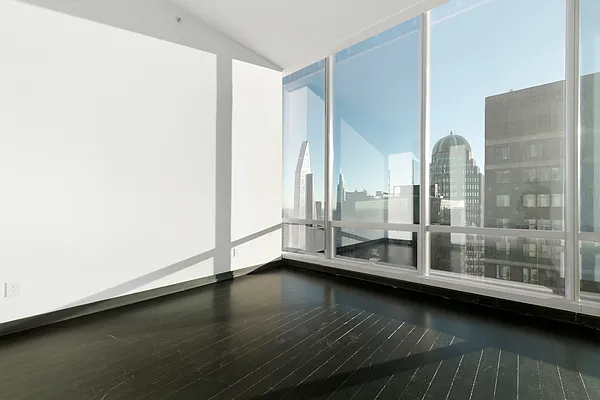 Sold by Compass | media 22