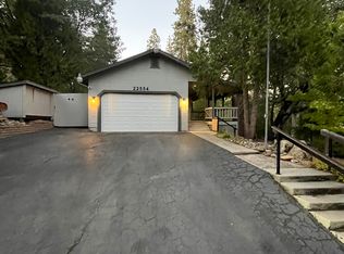 22554 Colorado River Dr S, Sonora, CA 95370