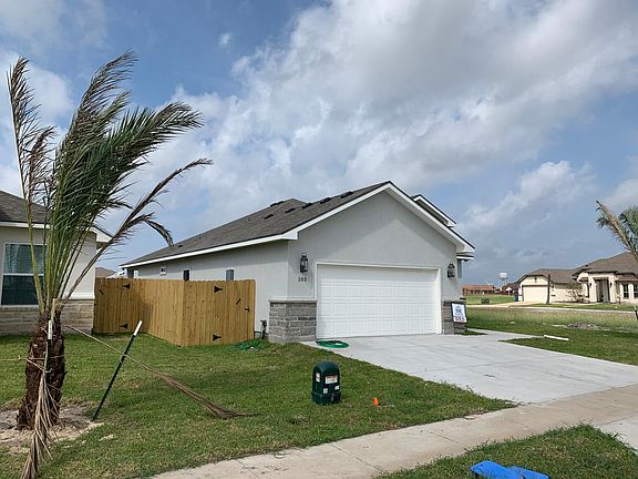 4th image of 103 John Russell Dr