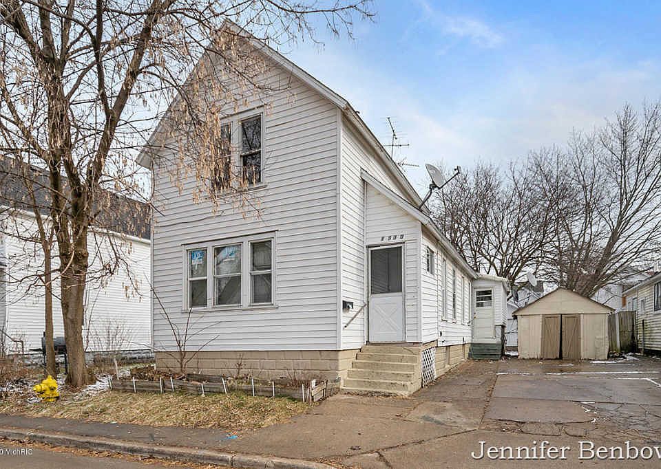 1st image of 1330 Anderson Pl NW