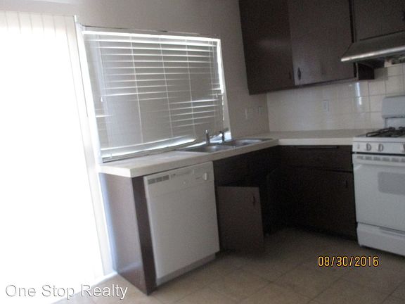 3rd image of 4027 Arrowood Dr