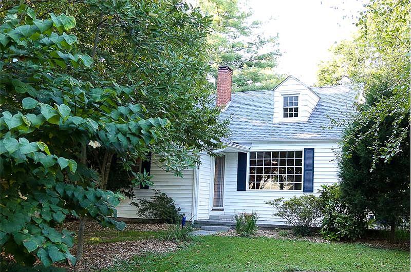 1st image of 604 Rose Ave