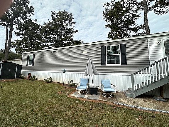 2nd image of 233 Long Leaf Dr