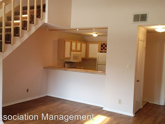 4th image of 5322 Medical Dr APT 4204