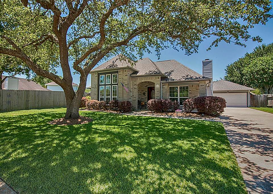 2nd image of 5314 Carefree Dr