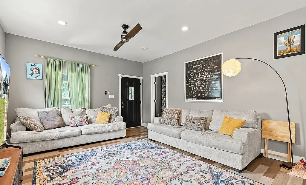 Property photo 3