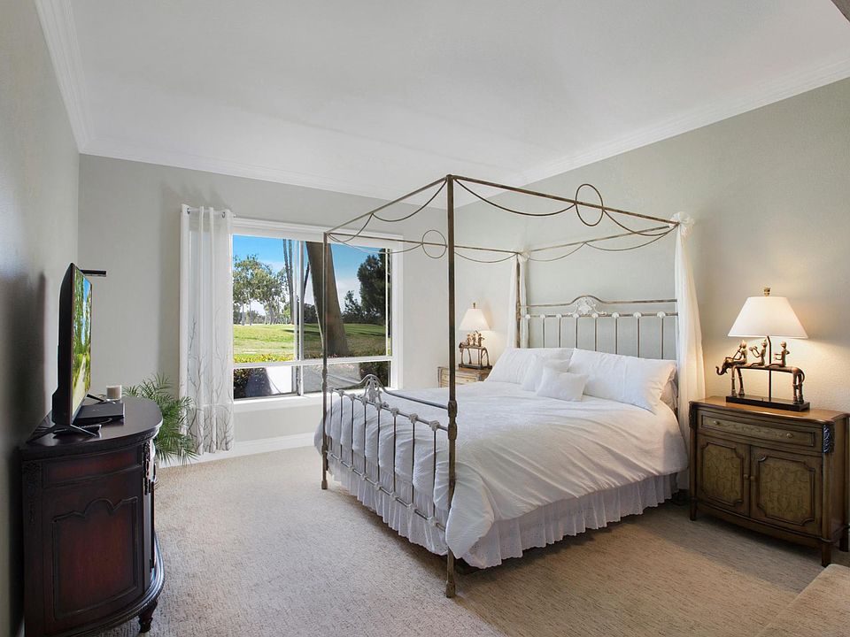 Sits on the golf course and is all on ground level. Please go to www.007Dunn.com for details.