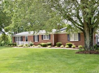 1139 Park Cir, Lincolnton, NC 28092