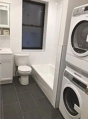 5th image of 215 W 108th St APT 9