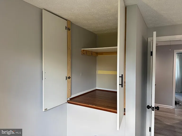 5585 Hecate Ct — Photo 22