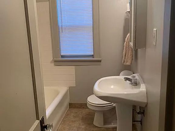 4th image of 1116 S 52nd St