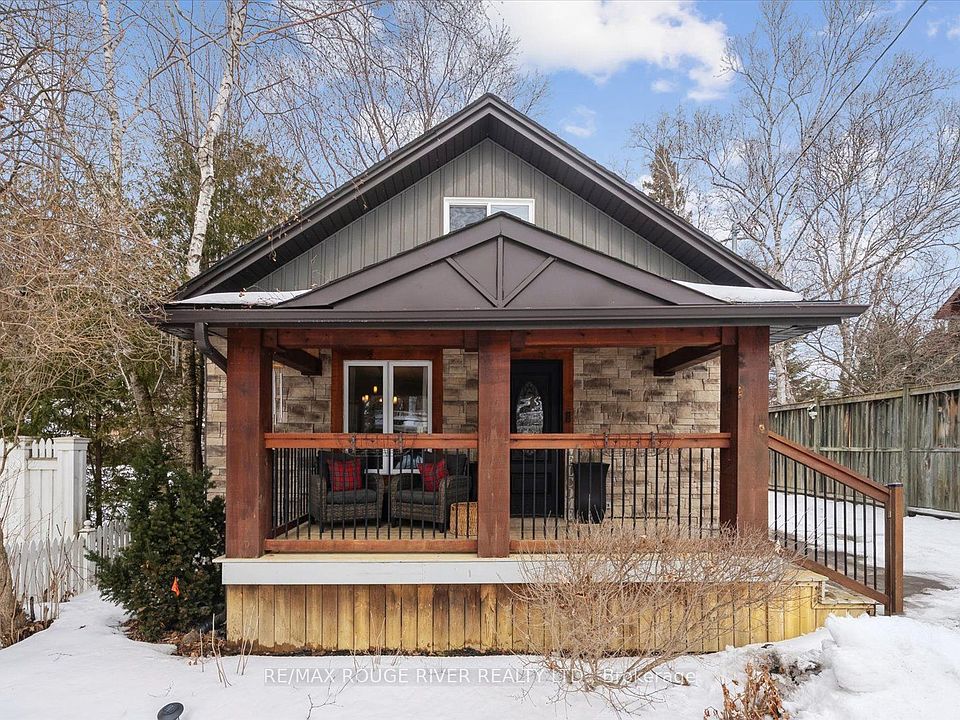 1st image of 28 Columbus Rd E