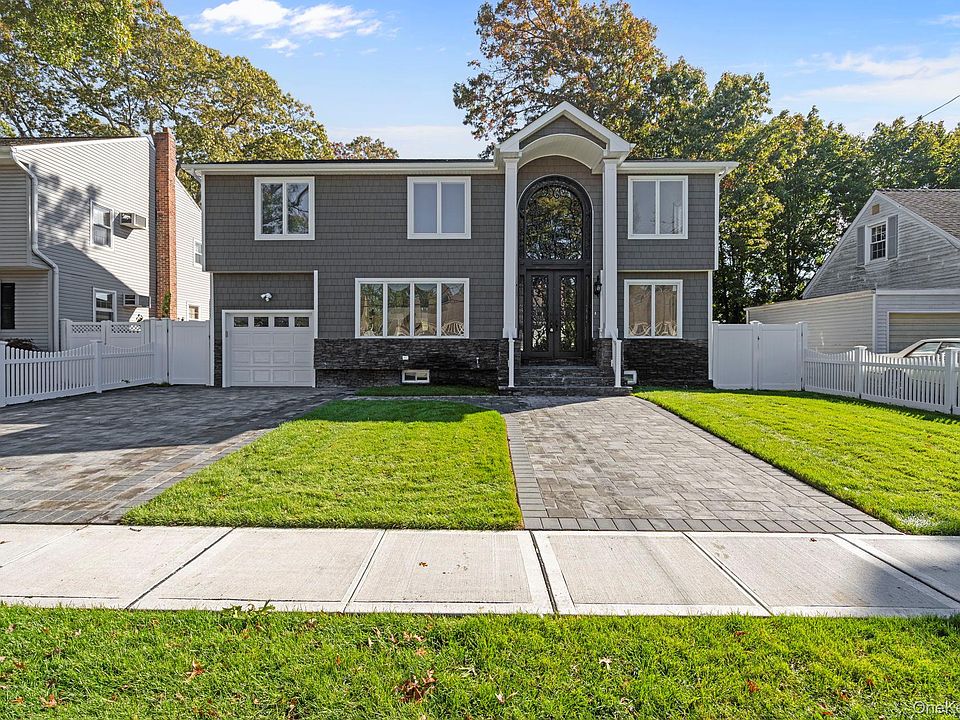 1st image of 33 6th Avenue