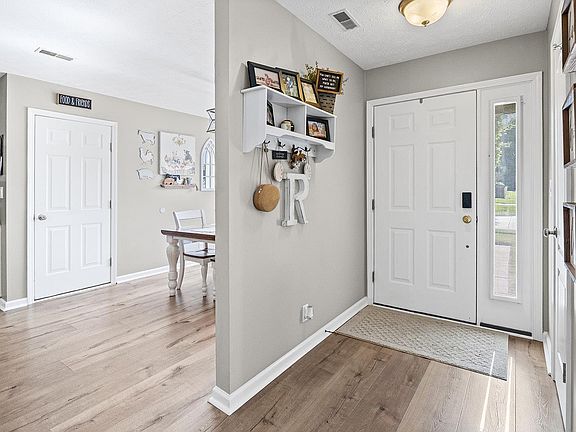 4th image of 4028 Fiddlesticks Dr