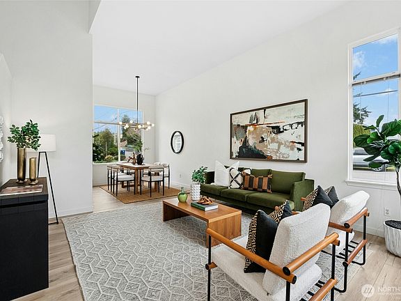4th image of 2331 Aberdeen Avenue NE