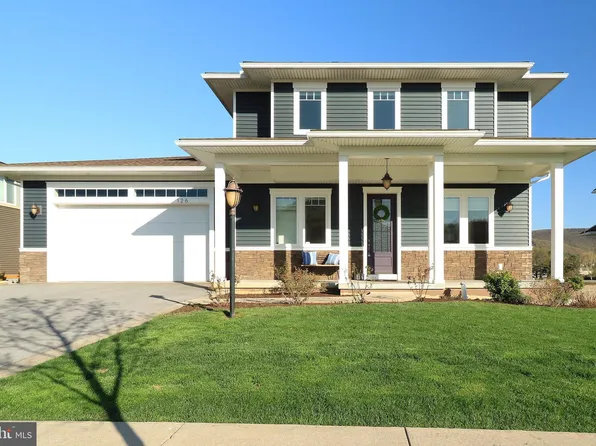 126 Derek Dr, Boalsburg, PA 16827