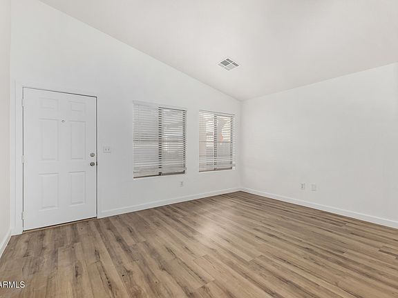 4th image of 1190 S RED ROCK Court #D