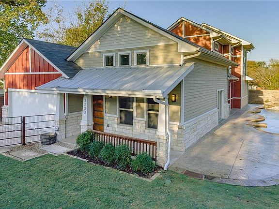 3rd image of 3200 Garden Villa Ln