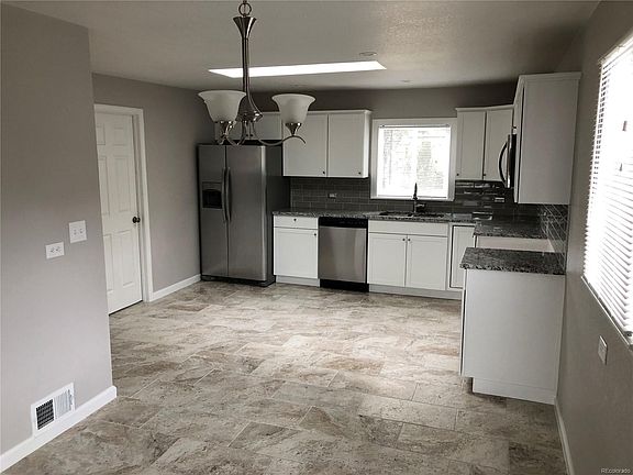 5th image of 3440 W Tennessee Ave