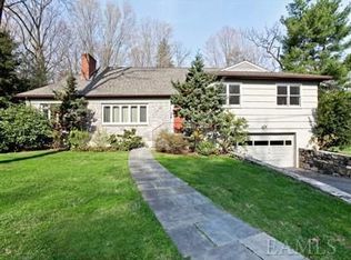 30 Doris Dr, Scarsdale, NY 10583