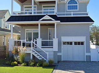 126 E 2nd Ave, North Wildwood, NJ 08260