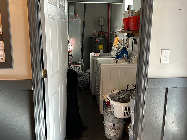 222 Cooley Cir #222 — Photo 4