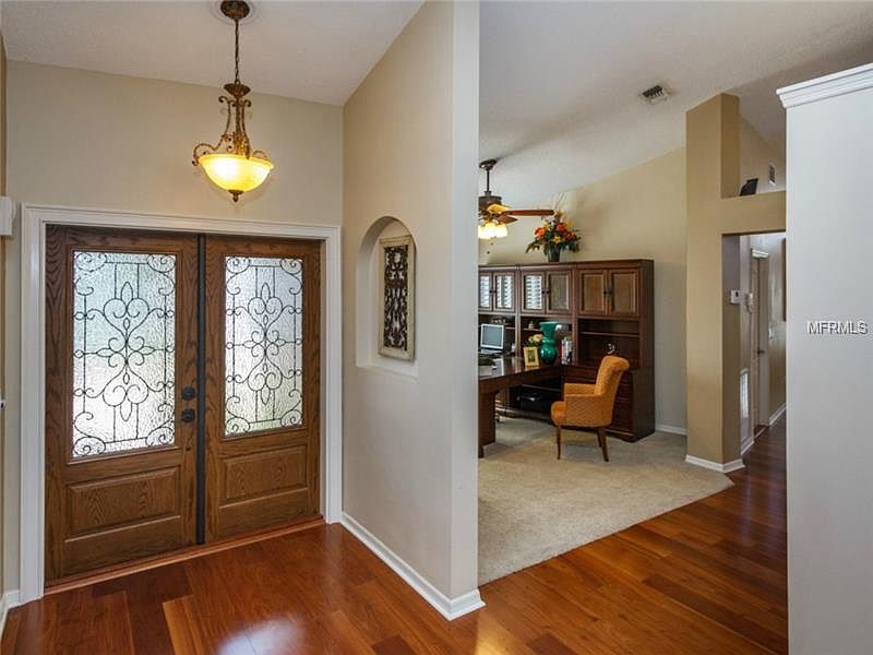 1st image of 625 N Longview Pl