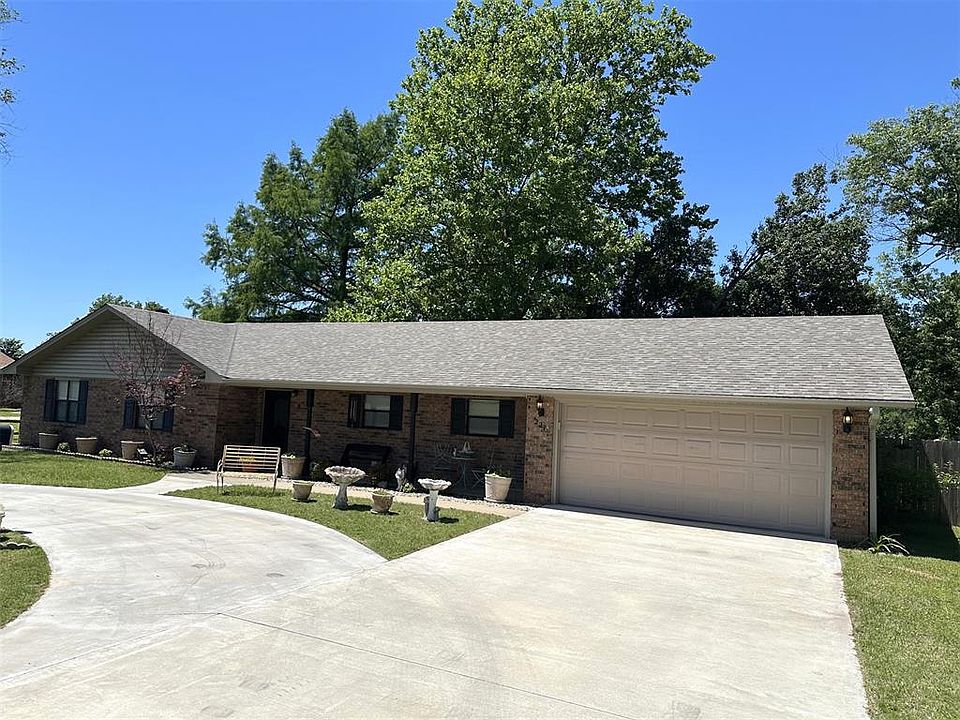 1st image of 221 Sooner Rd