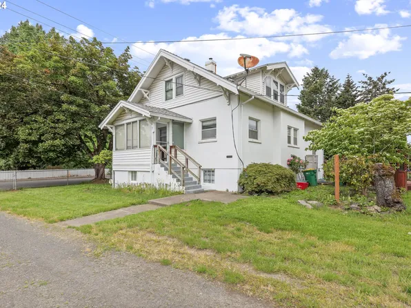 1825 Mountain View Ln, Forest Grove, OR 97116