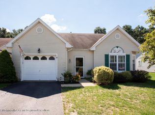 51 Molly Ln, Brick, NJ