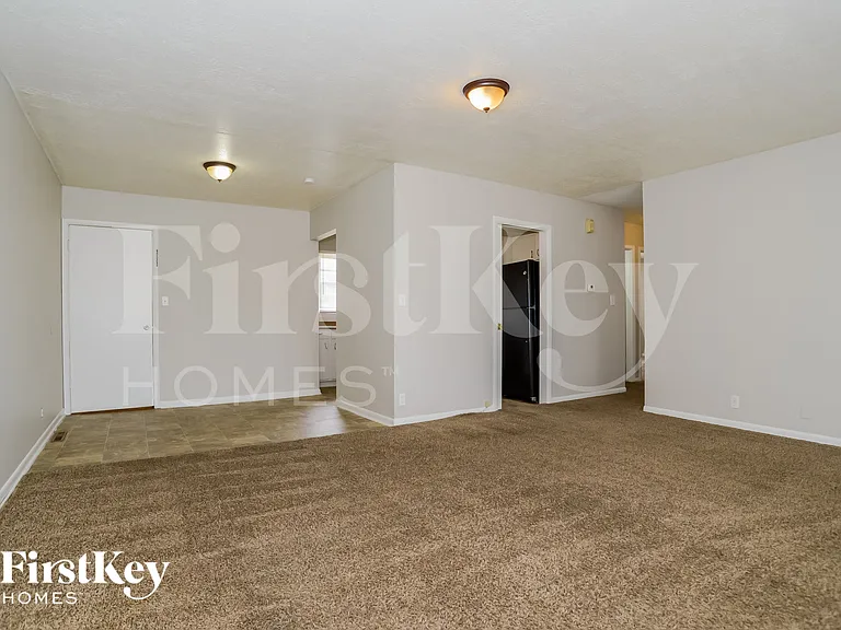 8911 Blue Ridge Blvd — Photo 5