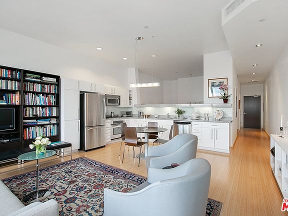 5th image of 1100 Wilshire Blvd APT 2910