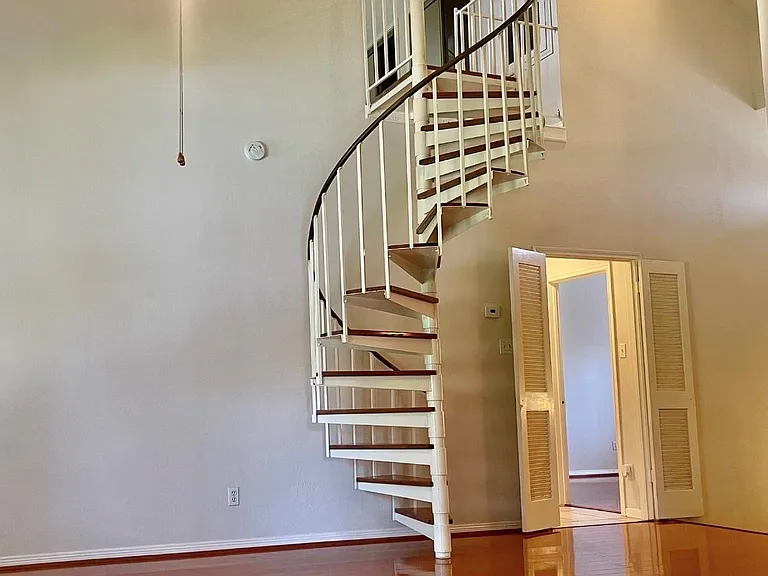 4144 SW Greystone Way #505 — Photo 14
