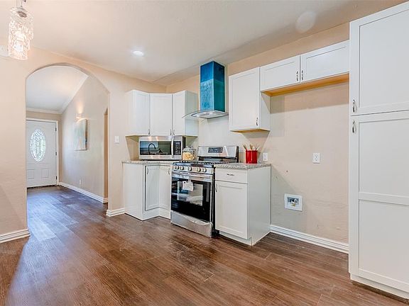 5th image of 3039 Satsuma Dr