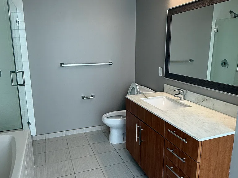 11 W Grand Ave — Photo 13