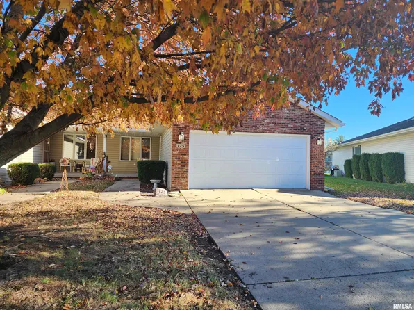 125 Genoa Dr, Springfield, IL 62703