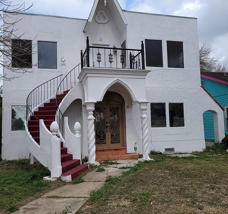 1st image of 621 N Sam Houston Blvd