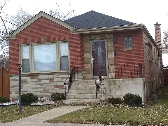 2nd image of 8642 S Blackstone Ave