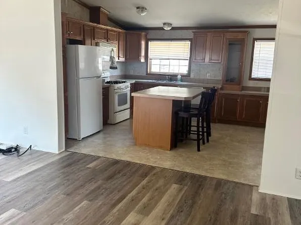 2110 Mays Landing Rd #207, Millville, NJ 08332