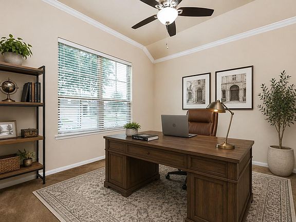 4th image of 407 Iris Rose Ct