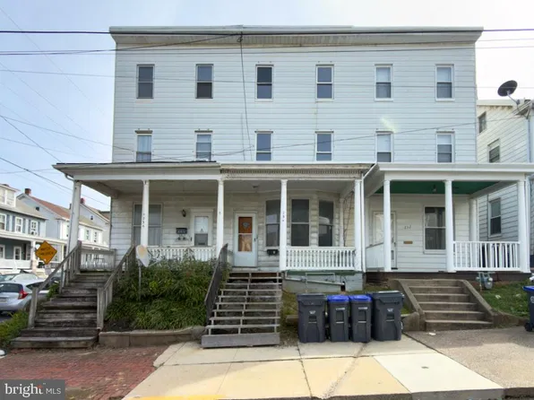 234 Locust St, Steelton, PA 17113