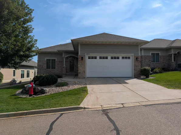 9011 Royal Oaks Cir, Verona, WI 53593
