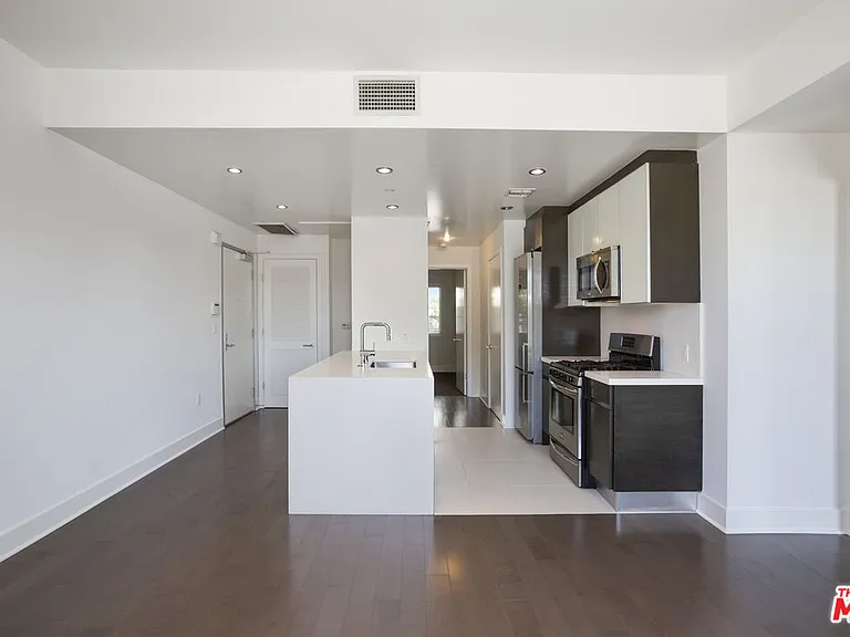 7857 W Manchester Ave #110 — Photo 5